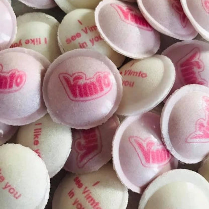 Vimto Flying Saucers 900g Mega Bucket